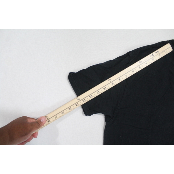 Pops Men Black Tee Shirt Batman Short Sleeve Size Large - Picture 7 of 8